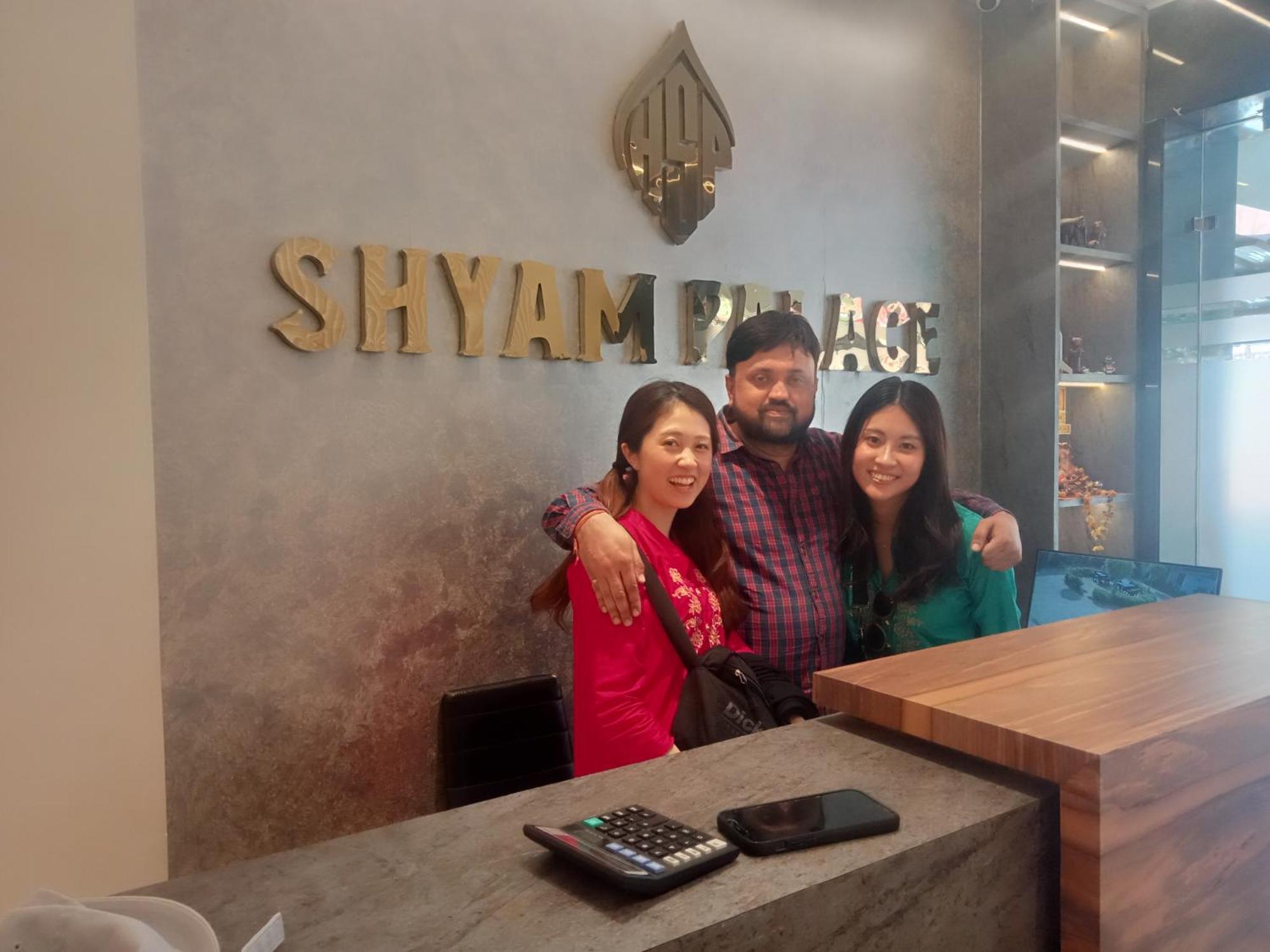 Hotel Shyam Palace India Agra อัครา ภายนอก รูปภาพ